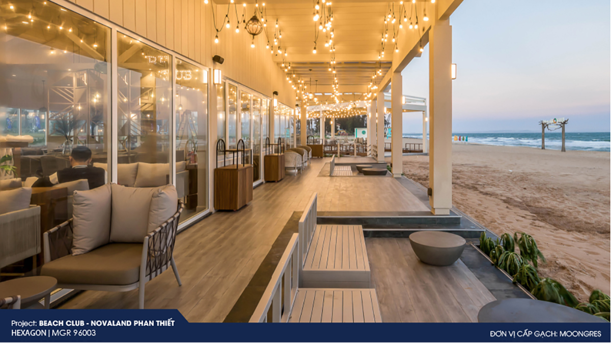 BEACH CLUB-02.jpg